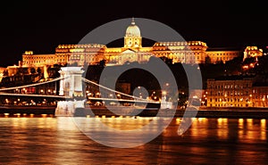 Budapest castle and chain bridge