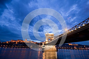 Budapest by night / Chain Bridge