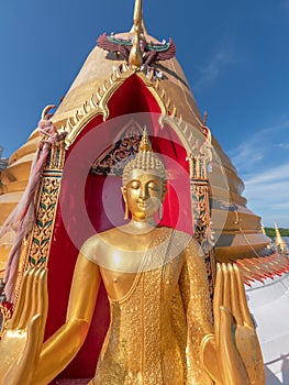 Buddha image at Wat Hong Thong, Chachoengsao, Thailand