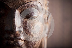 Buddhové hlava 