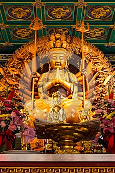 Buddha Showing A Thousand Hands Statue