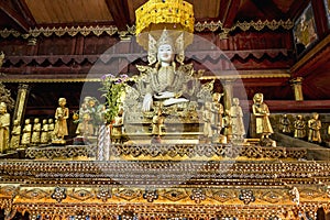 Buddha Shrine - Inside the Nga Phe Kyaung Monastery, Taunggyi, Myanmar (Barma).