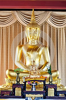 Buddha statue