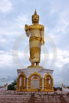 Buddha statue in Muang Xai