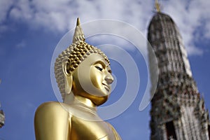 Buddha statue Wat Arun