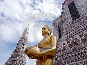 Buddha statue in Wat Arun Rajwararam, Bangkok