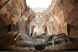 Buddha statue at wat srichum