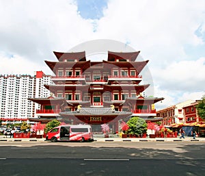 Buddha Tooth Relic Temple photo