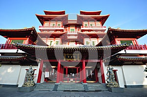 Buddha Tooth Relic Temple in Singapore photo