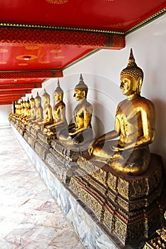 Buddha in Wat Pho Temple sequential nicely in Bangkok