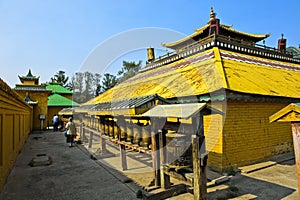 Buddhist prayer mills