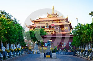 Buddhist temple Thien Quang Tu with statues in the courtyard