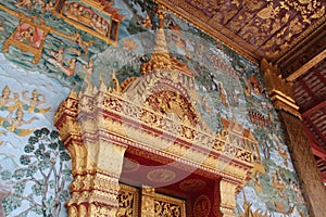 buddhist temple (wat hua xiang) in luang prabang (laos)