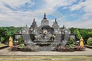 Budhist temple Brahma Vihara-Arama Banjar in Lovina