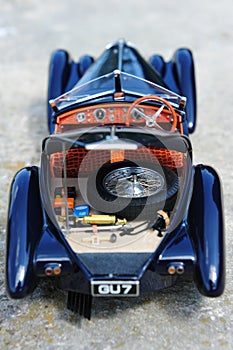 Bugatti 57 SC Corsica Roadster - open trunk