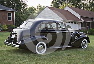 Buick Sedan - Vintage