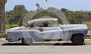 Buick Straight 8 lowrider abandon