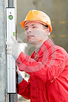 Builder with digital level