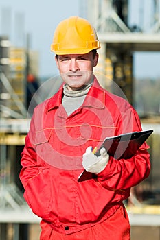 Builder inspector worker