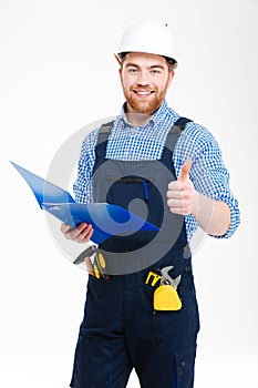 Builder using clipboad and showing thumbs up