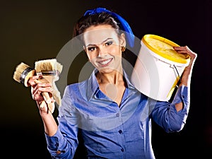 Builder woman witn wallpaper.