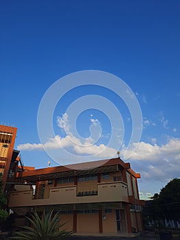 Building with blie sky