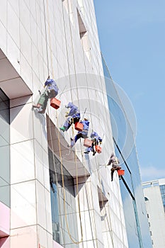 Building cleaning