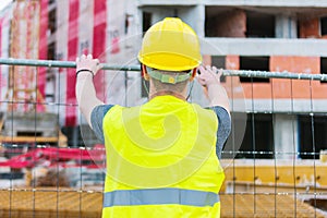 Building construciton worker enginneer
