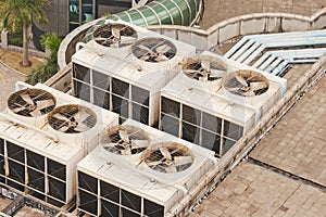 Building cooling assembly