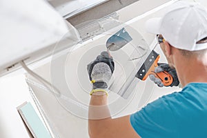 Building Drywall Ceiling