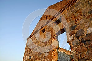 The building of the first manufactory stands on the outskirts of the village in the field.The building is red brick and stone.