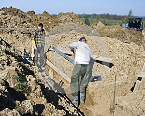 Building house foundations