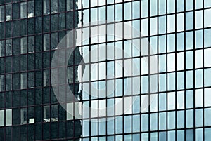 Building mirror glass wall