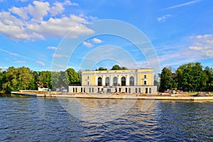 The building of the Olympic reserve on rowing Spartacus restaure