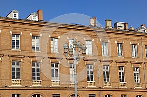 Building in square Le Capitole de Toulouse