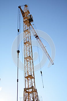 Building tower crane