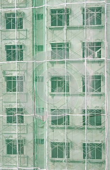 Building under construction (vertical)