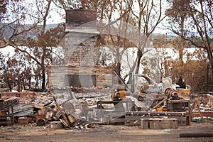 Buildings destroyed by bushfire