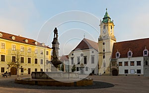 Hlavné námestie v Bratislave historické centrum mesta