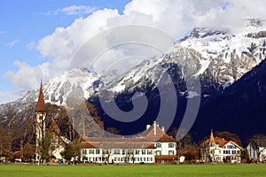 Buildings and Mountainï¼interlaken