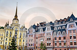 Buildings in Vozdvizhenka district of Kyiv