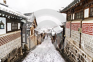 Bukchon hanok village alleyway winter
