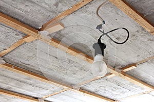 Bulb holder for renovation