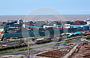 Bulk cargo harbour