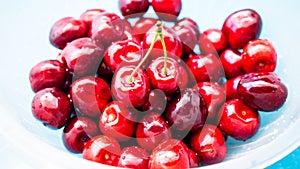 A bunch of juicy cherries