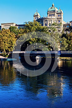 Bundeshaus in Bern