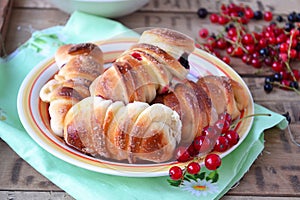 Buns with currants. Selective focus