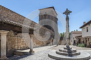 Burgos Covarrubias photo