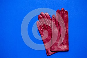Burgundy women`s gloves made of soft genuine leather
