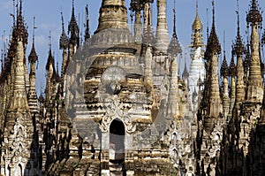 Burma / Indein pagodas